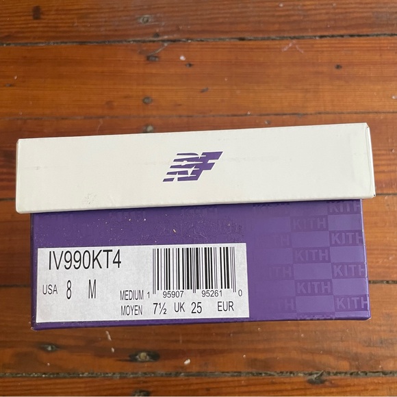New Balance 990v4 x Kith - Toddle Size 8 - Picture 7 of 7
